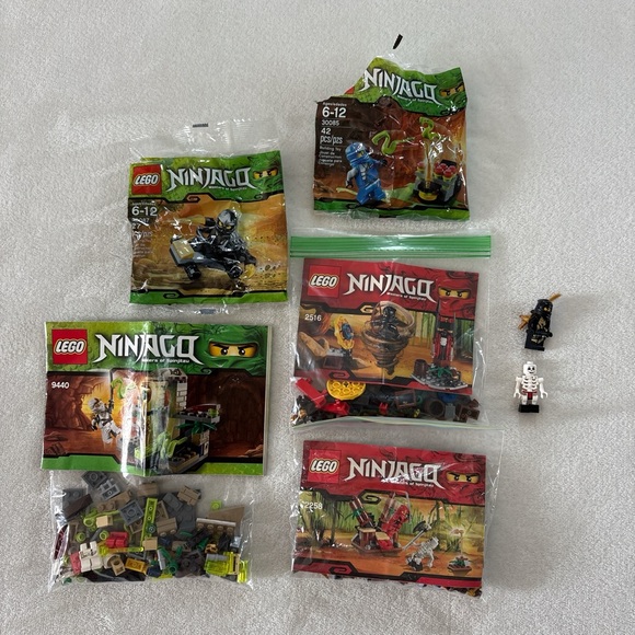 Lot of 5 Lego Ninjago Sets and Minifigures 30087, 9440, 30085, 2516, 2258 99.9% - Picture 1 of 5